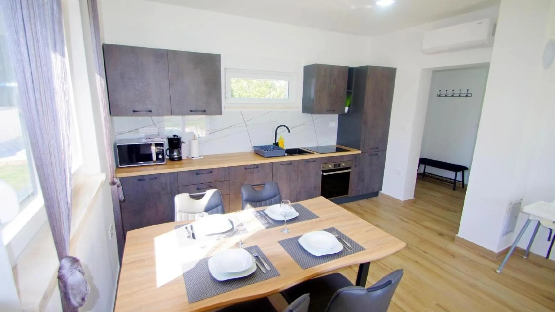 Ferienhaus Mit Privatpool Fuer 2 Personen 2 Kinder Ca 50 M In Sisan, Istrien Medulin Und Umgebung Holiday home