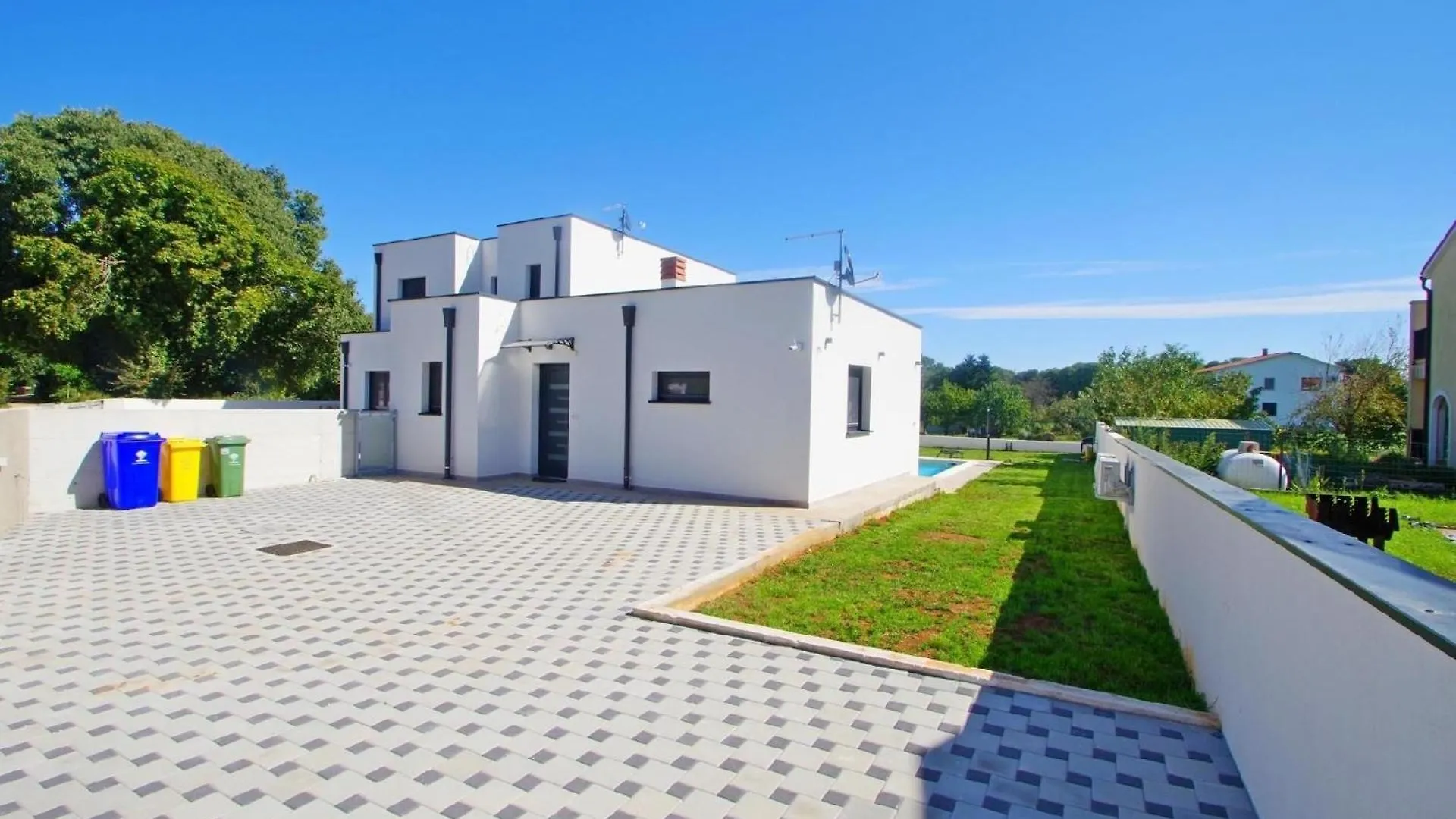 Ferienhaus Mit Privatpool Fuer 2 Personen 2 Kinder Ca 50 M In Sisan, Istrien Medulin Und Umgebung Holiday home